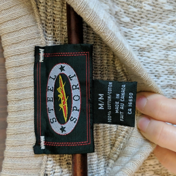 Cozy Vintage Ski-Style Winter Pullover Sweater - Picture 2 of 6